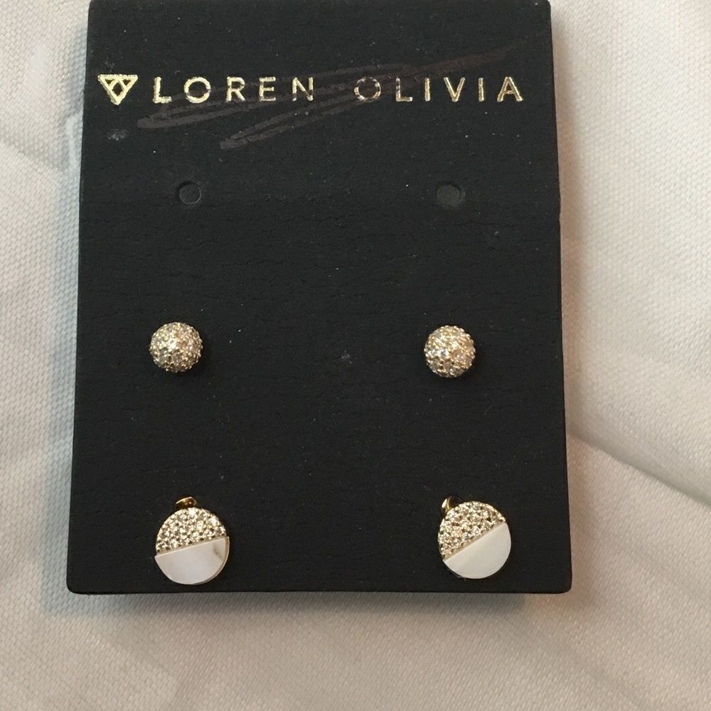 Loren Olivia Mother of Pearl Stud Earrings (G1)
